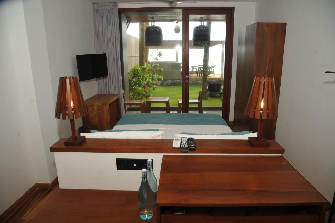 Bk Beach Boutique Hotel - Hikkaduwa Extérieur photo