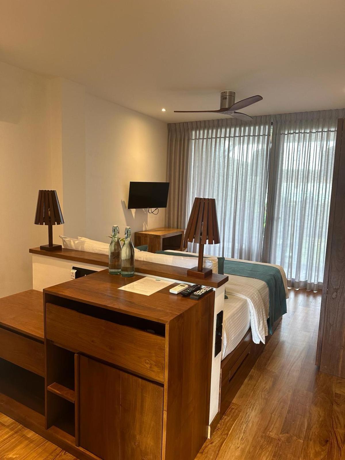 Bk Beach Boutique Hotel - Hikkaduwa Extérieur photo
