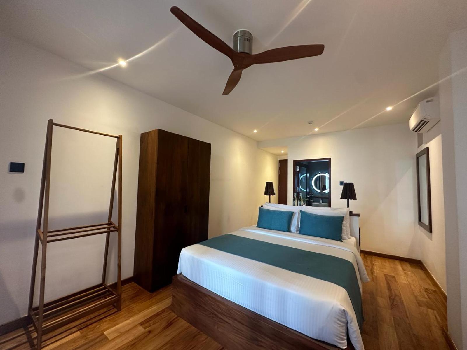 Bk Beach Boutique Hotel - Hikkaduwa Extérieur photo